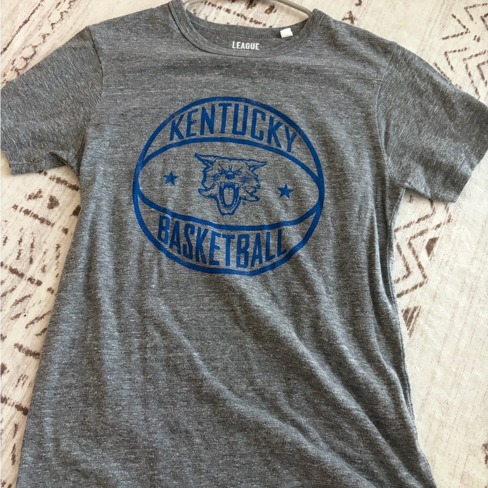 League Classic Fit Gray T-Shirt